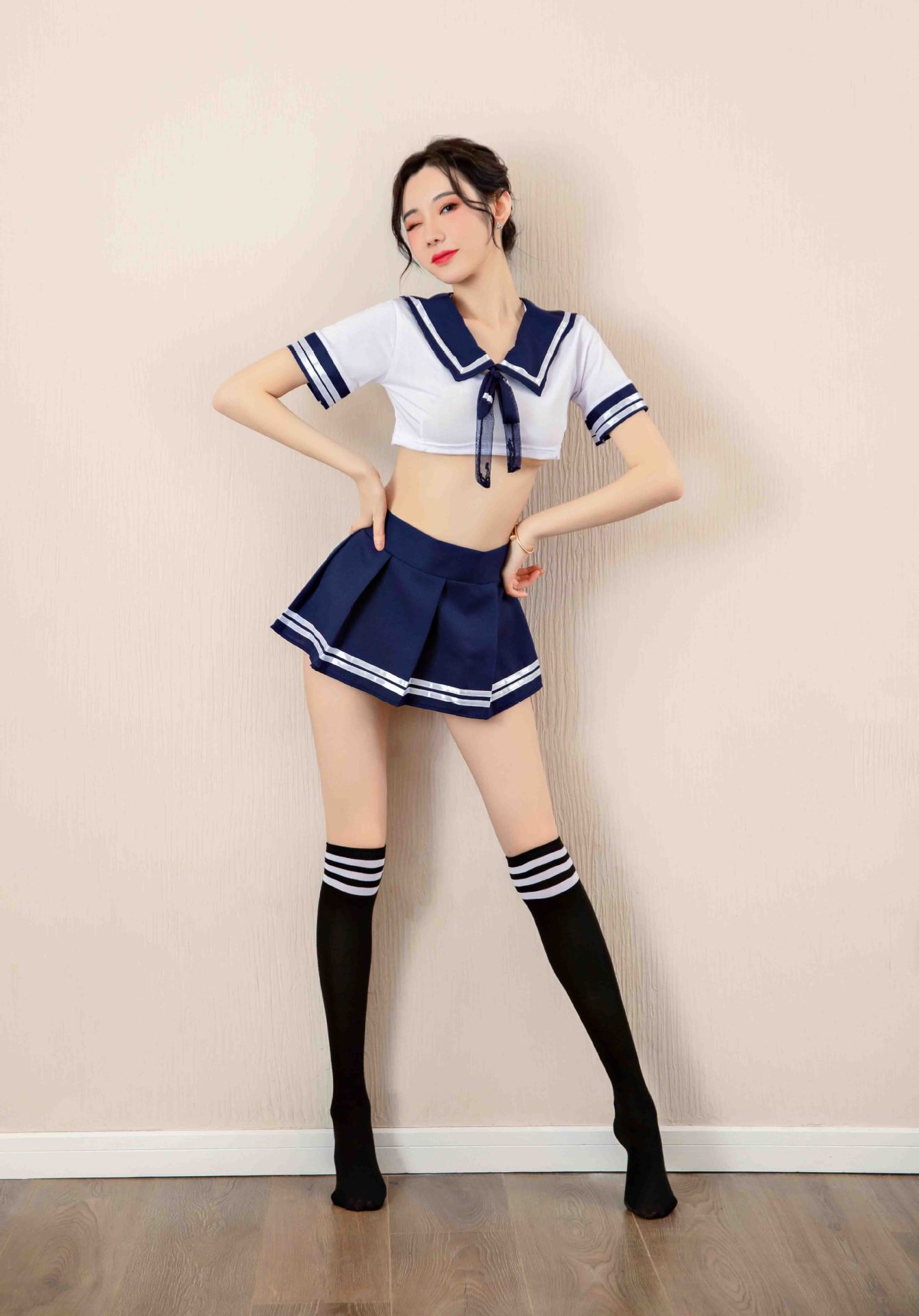 Bộ Cosplay học sinh Nhật Bản quyến rũ đáng yêu (9)